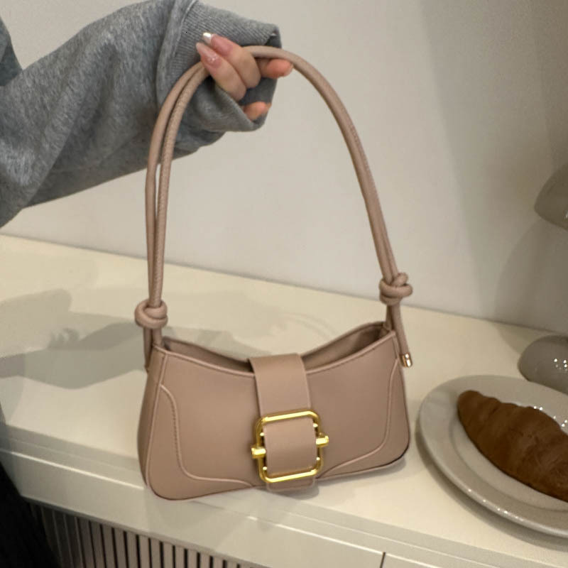 Luxury Brand Designer Bag Underarm Bag Retro Solid Color Belt Buckle Niche Design Single Shoulder Bag Casual Versatile Simple Commuter Bag For Women W