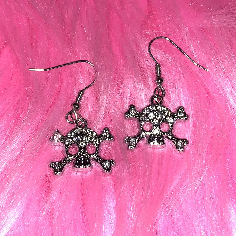 Y2K Shiny Crystal Skull Earrings Korean Fashion Charms Drop Earrings Vintage Sexy Jewelry Punk Goth Accessories Earrings 250812