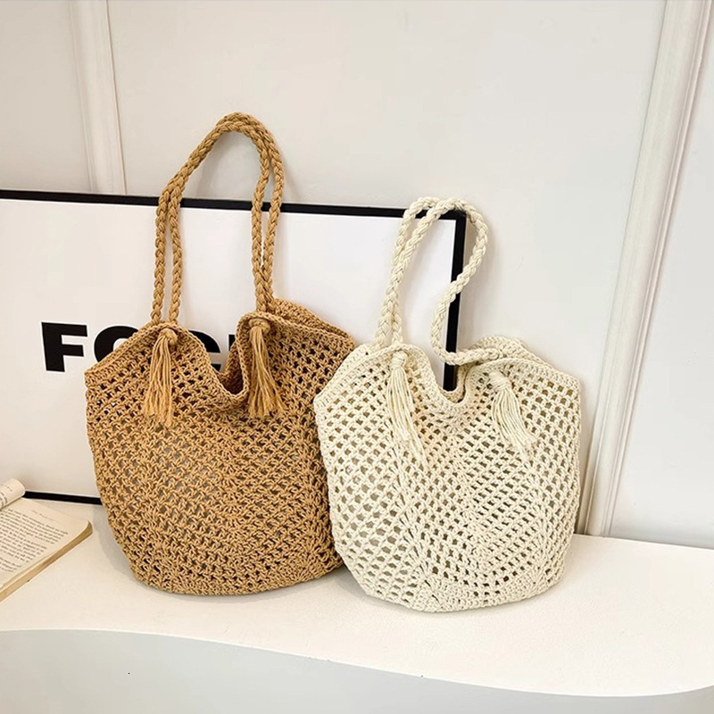 Casual Large Capacity Commuter Cotton Woven Hollow Straw Lazy Style Beach Vacation Shoulder Bag for Women