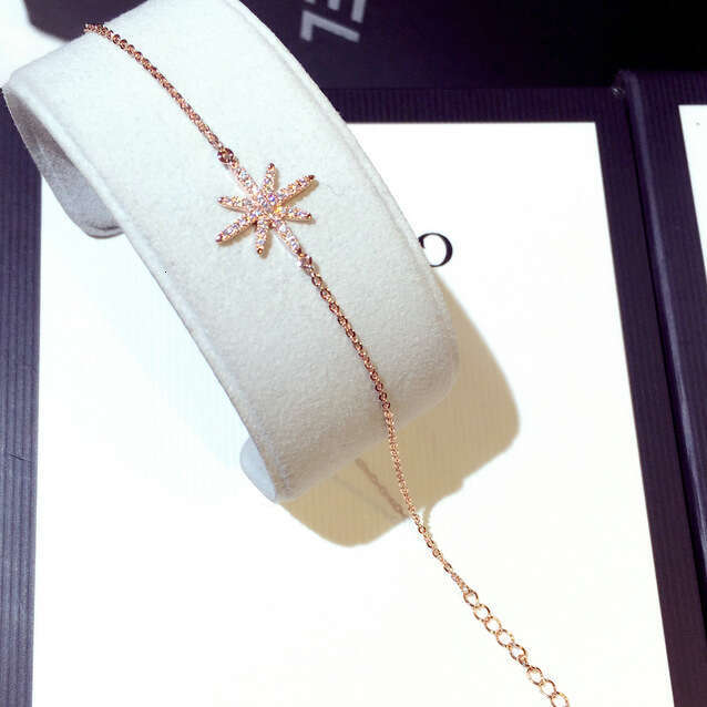 New Fashion Korean and Japanese Style Trendy Exquisite Zircon Starlight Elegant Versatile Bracelet Jewelry S00239