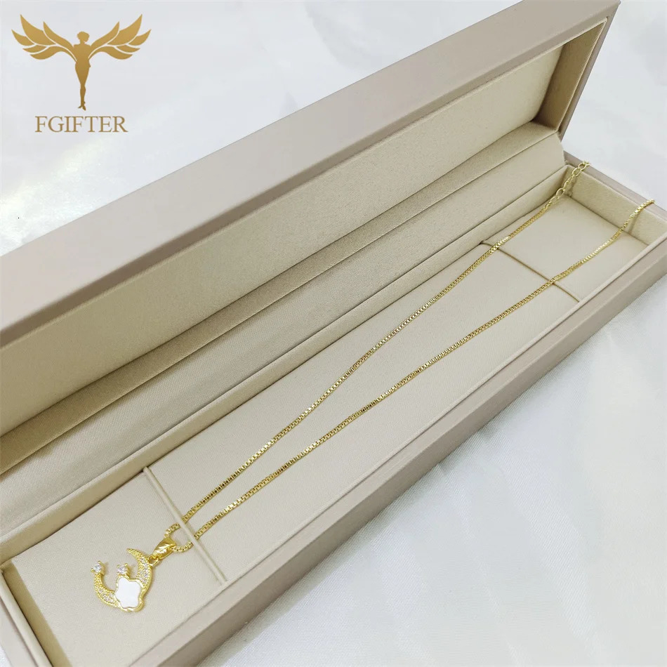 Stainless Steel Clavicle Chain Zircon Charm Copper Necklace Moon White Pearl Flake Drop Choker Womens Wedding Gift Boho Jewelry 250811