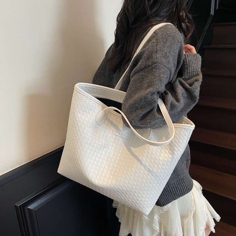 Handbag for Women 2025 Autumn New Versatile Large Capacity Tote Casual Underarm Commuter Shoulder Bag