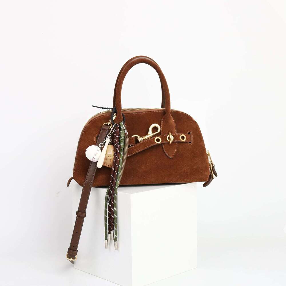 Matte Tote 2025 New Classic Luxury Lazy Style Capacity Commuter Women's Large Shoulder Bag