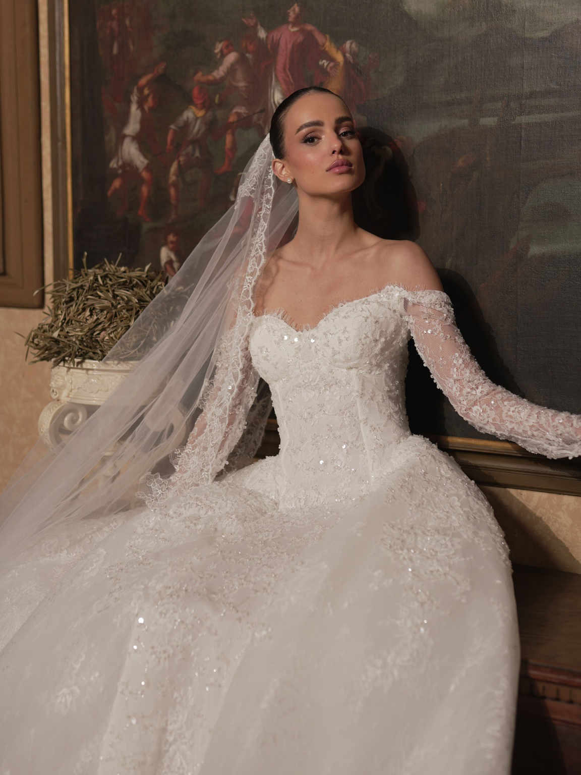 Classic A Line Women Wedding Dress Off Shoulder Long Sleeves Bridal Gowns Lace Sequins Sweep Train Dress Customized vestidos de novia