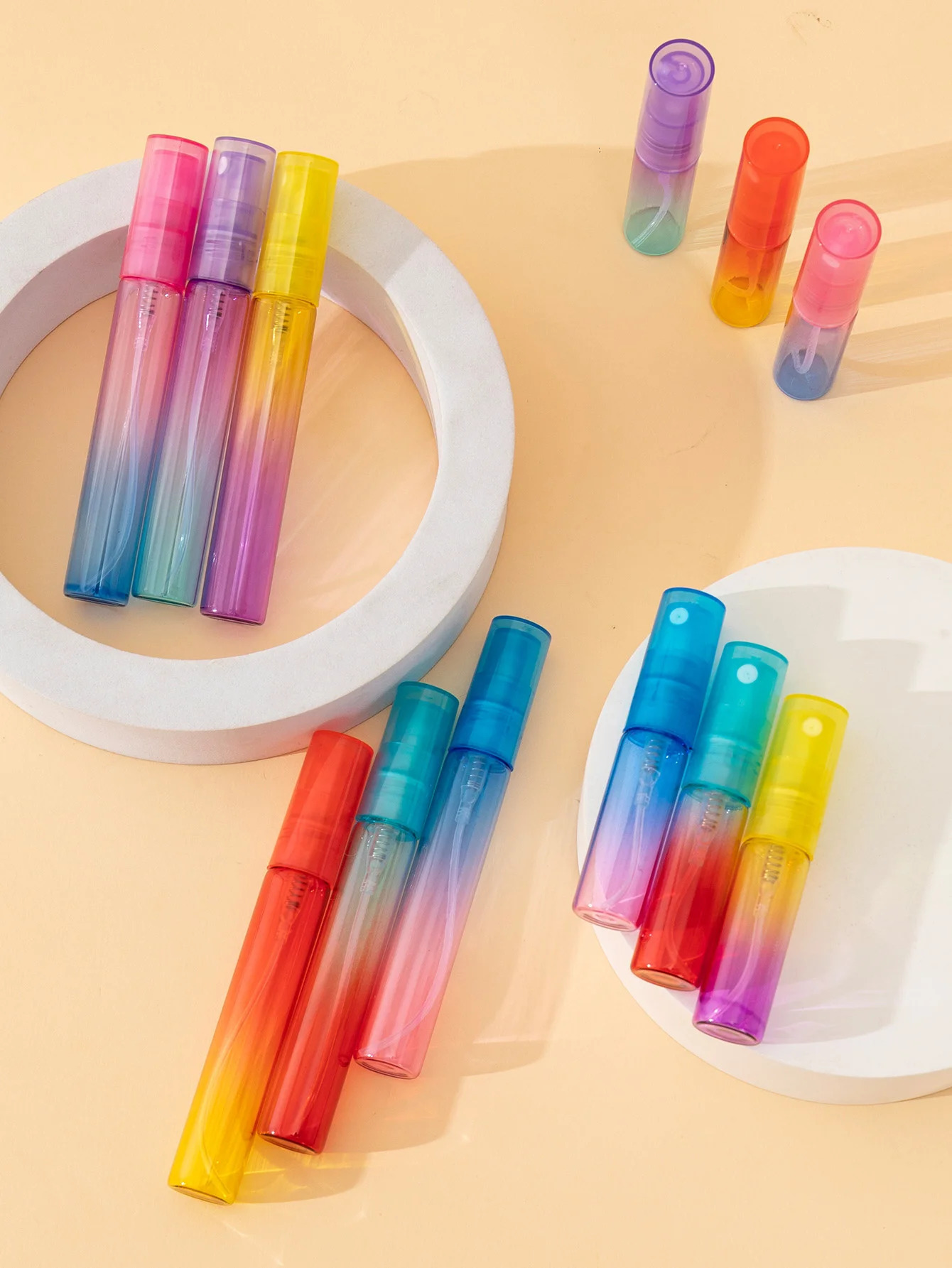 High quality 63660 pcs 4ml 8ml gradient color glass perfume spray bottle premium mini travel carry perfume dispenser bottle 250813