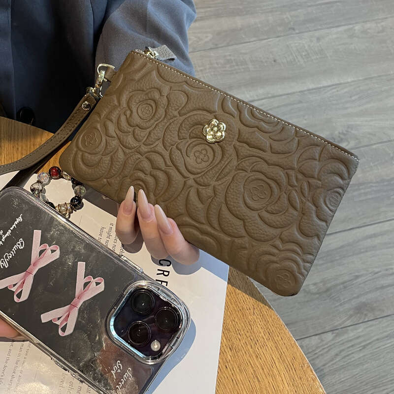 New Women's Clutch Bag Large Capacity Top Layer Cowhide Embossed Zipper Long Wallet Genuine Leather Handbag