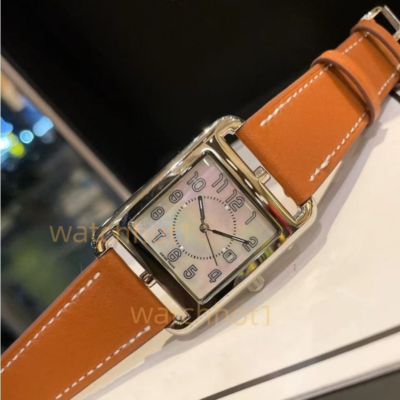 Square ladies' watch, made of fashionable Italian leather sizes: 29mm and 23mm.The colorful strap makes it easier to match with clothing Free transportation