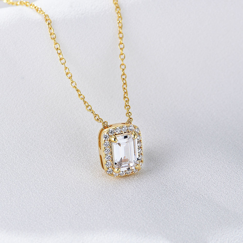 Minimalist Fashion Zircon Sterling Sier Necklace for Women, Niche Design Square Pendant, Unique Collarbone Chain Jewelry for Women