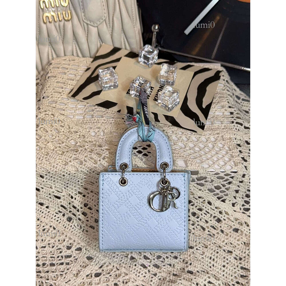 Korean Version Versatile Quilted 2025 New Embroidery Fashion Lipstick Handheld Crossbody Princess Diana Mini Small Square Bag