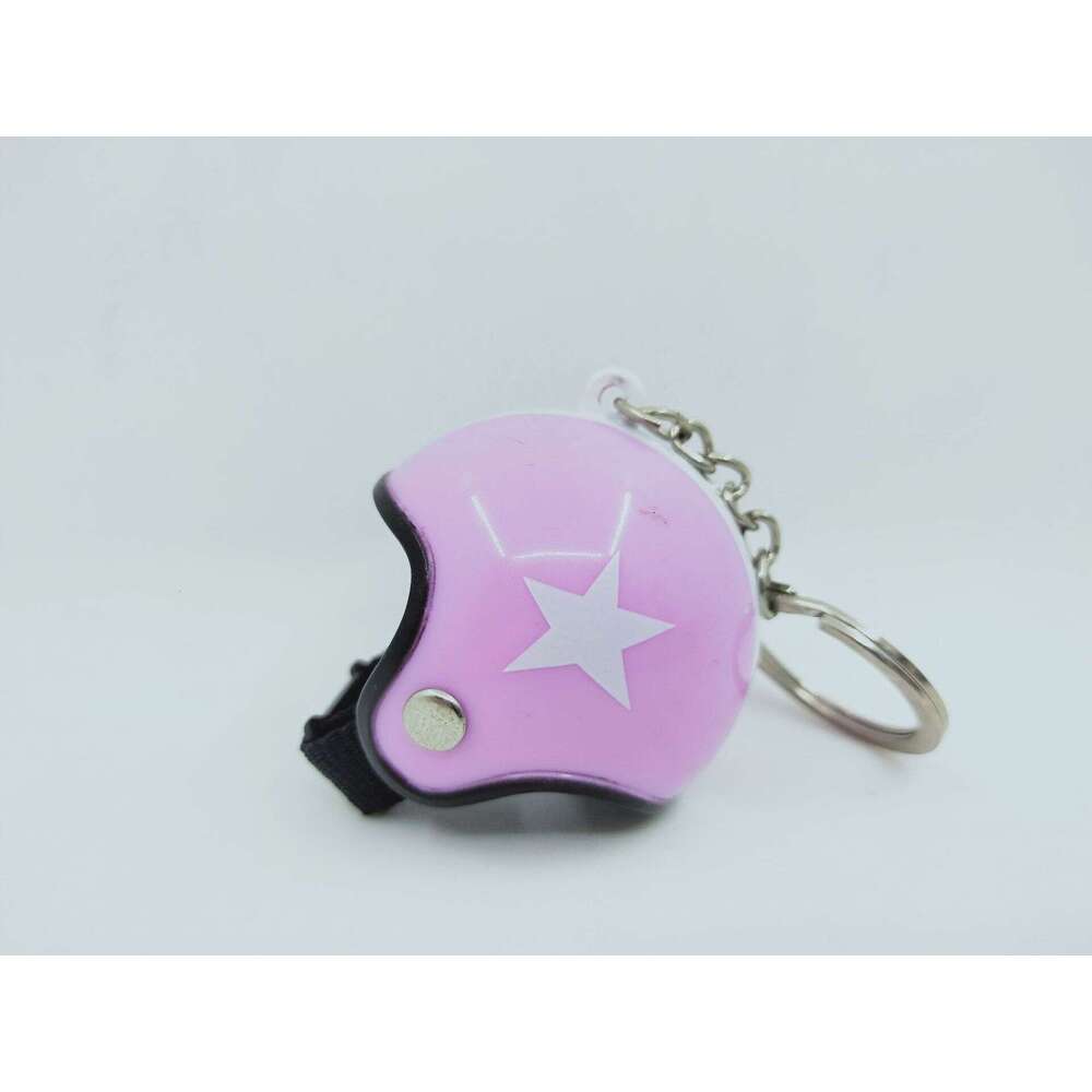 Daisy Windbreaker Duck Five-Star Helmet Keychain Creative Gift Pendant Key Ring