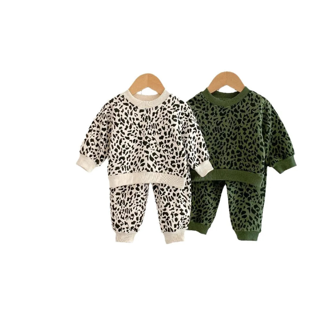 Infant Baby Boys Autumn 2PCS Clothes Set Toddler Boys Leapord Printed Spliced Sweatshirtsports Pants Outfit Kids Boys Suits 250813