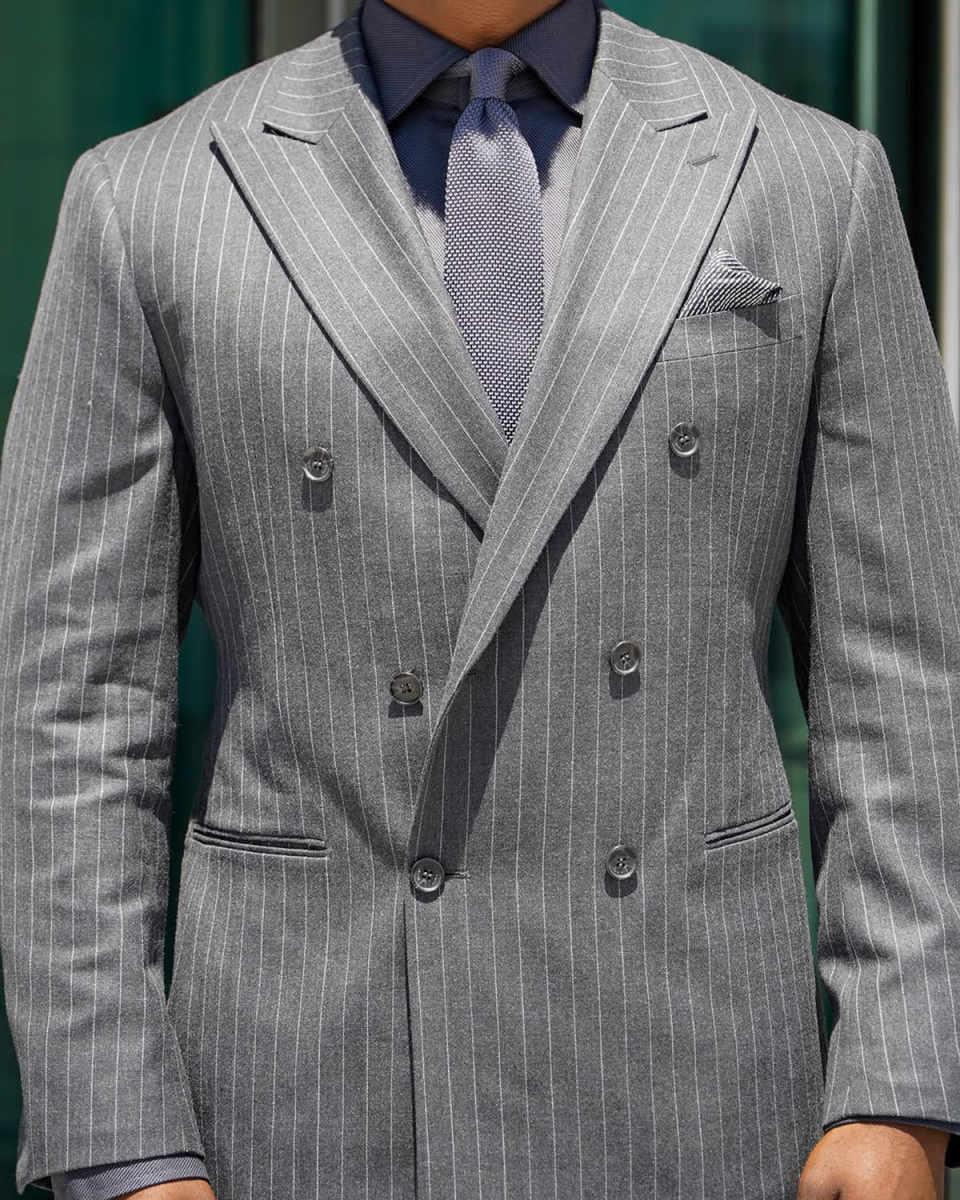Gray Customized 2 Pieces Men Suits Notched Lapel Double Breasted Stripe Pants Sets Classic Slim Fit Groom Wedding Party Blazers