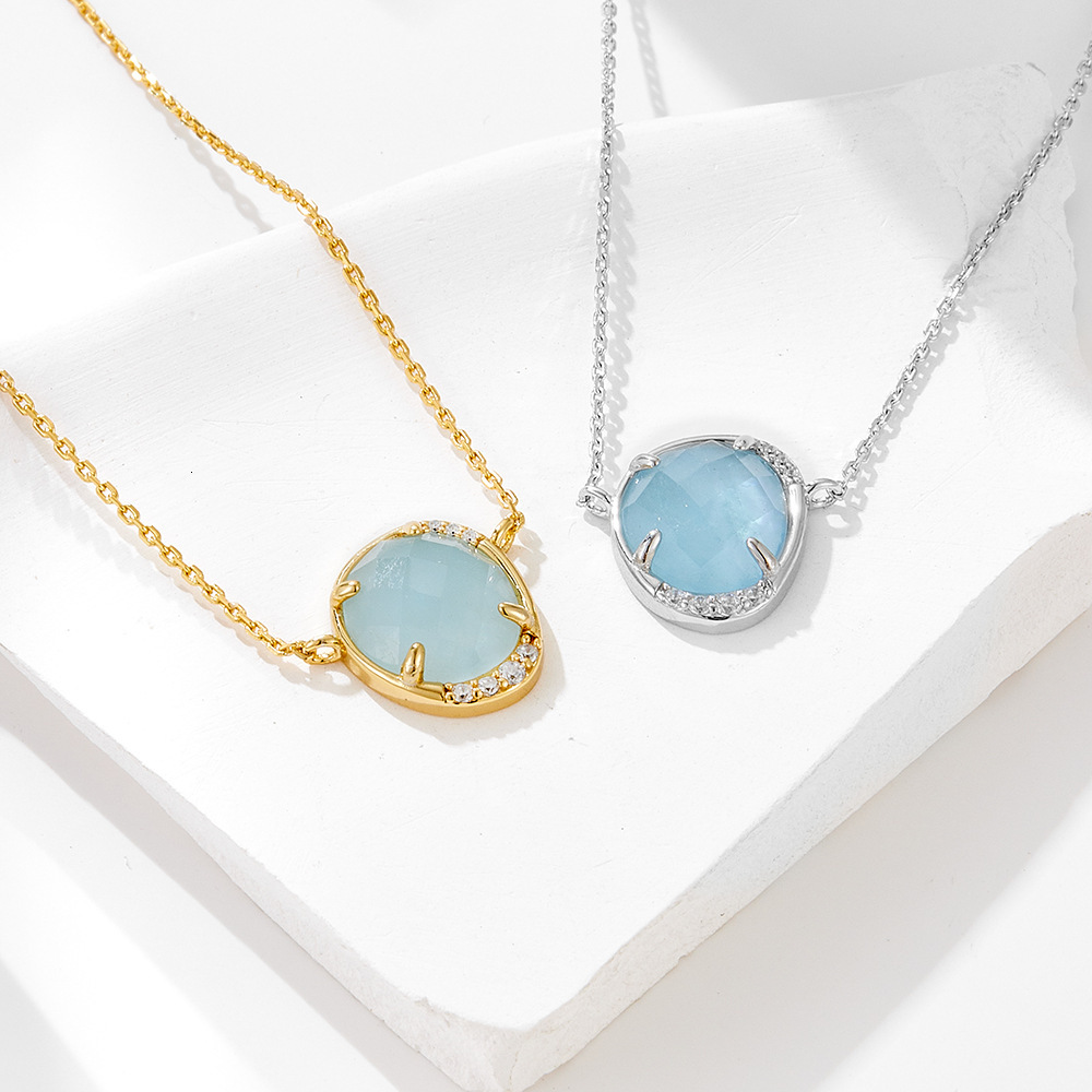 Oval Egg-Shaped Natural Aquamarine Pendant Sterling Sier Necklace for Women, Niche High-End Clavicle Chain Jewelry for Women