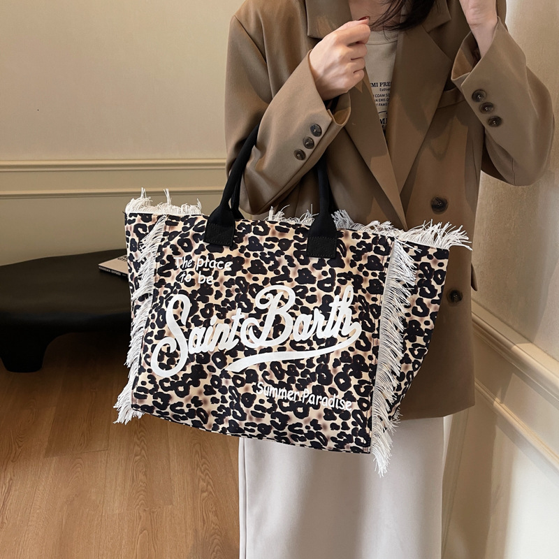 New Women's Large Capacity Leopard Print Canvas Handbag Free Shipping Designer Fashion Travel Bag Handmade Tassel Luxury Shopping Single Shoulder