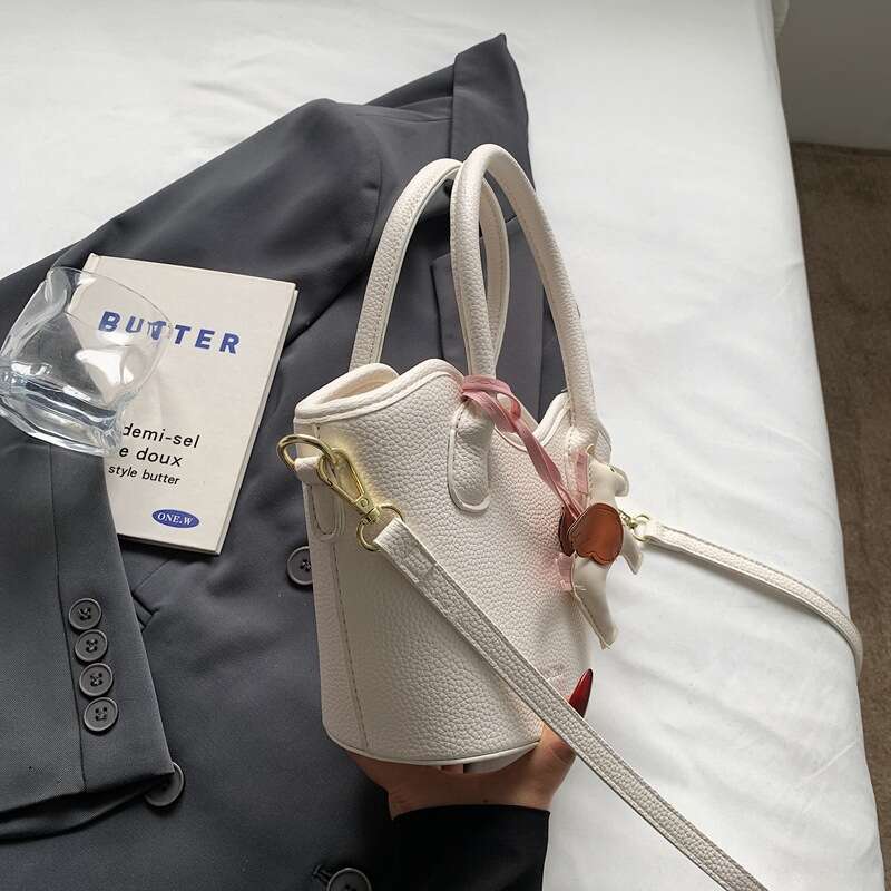 2025 New Designer bag Luxury bag Trendy High-End Small For Women Versatile Fashion Exquisite Crossbody Bag