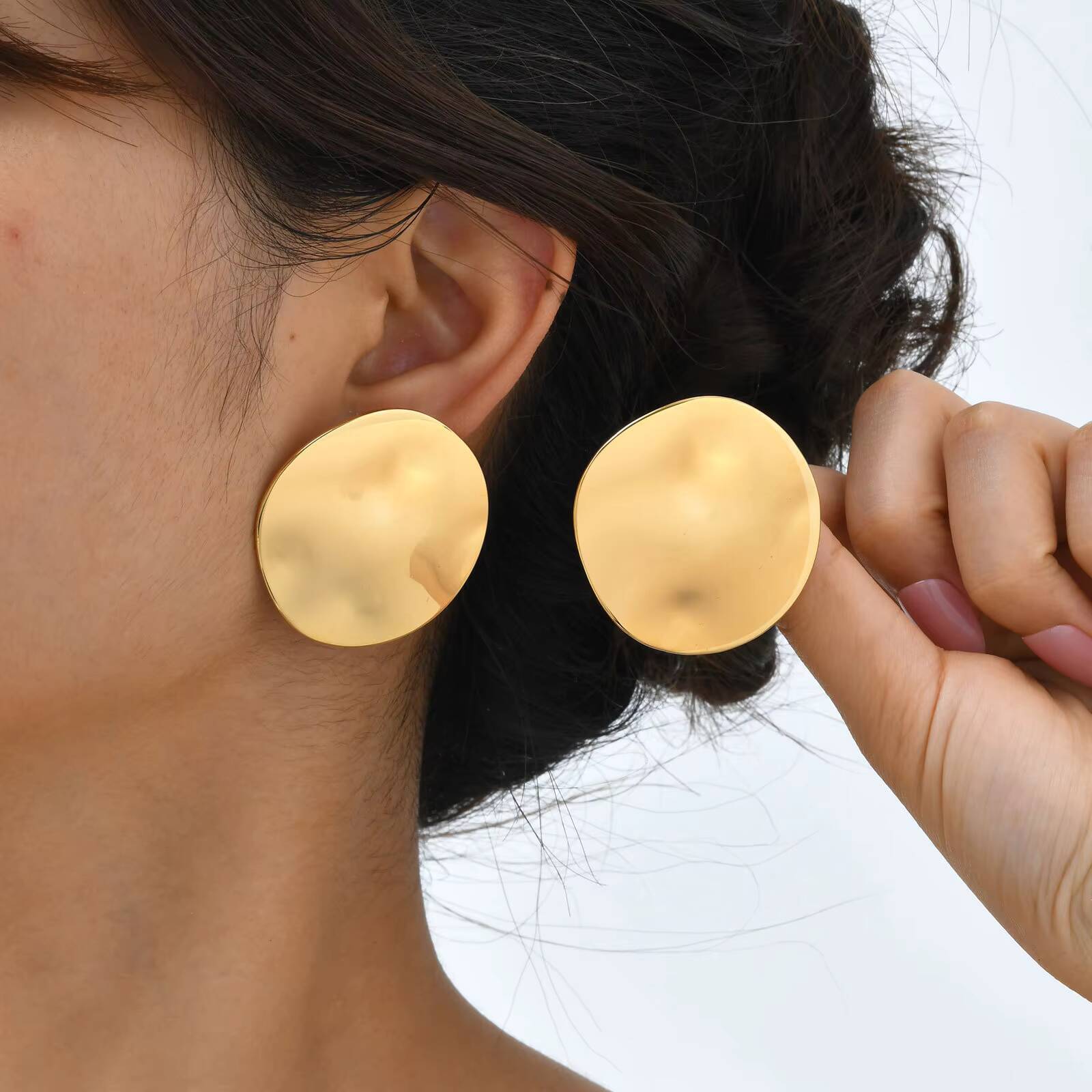 Women's Stainless Exaggerated Earrings, Irregular Round Disc Large Stud INS Titanium Steel Niche Earrings