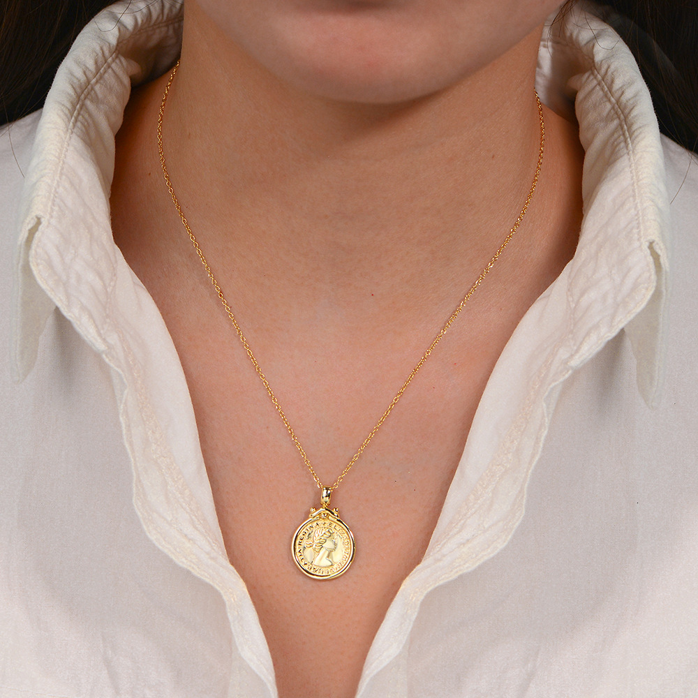 Sterling Sier Palace Portrait Coin Relief Necklace Ins Style Fashion Personality Pendant Clavicle Chain Jewelry for Women