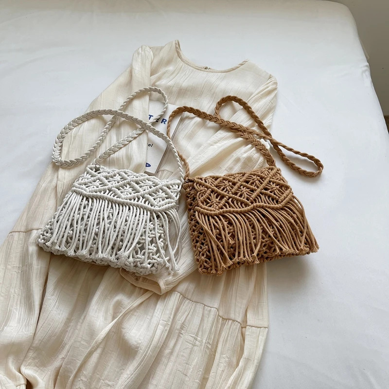 Bohemian Tassel Woven Bag for Women 2025 Style Niche Hollow-out Single Shoulder Bag Literary Crossbody Bag250813
