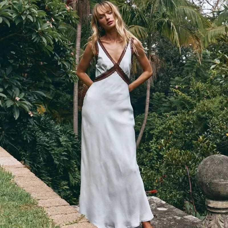 Womens Sleeveless Dress Deep V Neck High Waist Long Dress Casual Street Ele Sexy Evening Party Dress for Festivals XJ250814