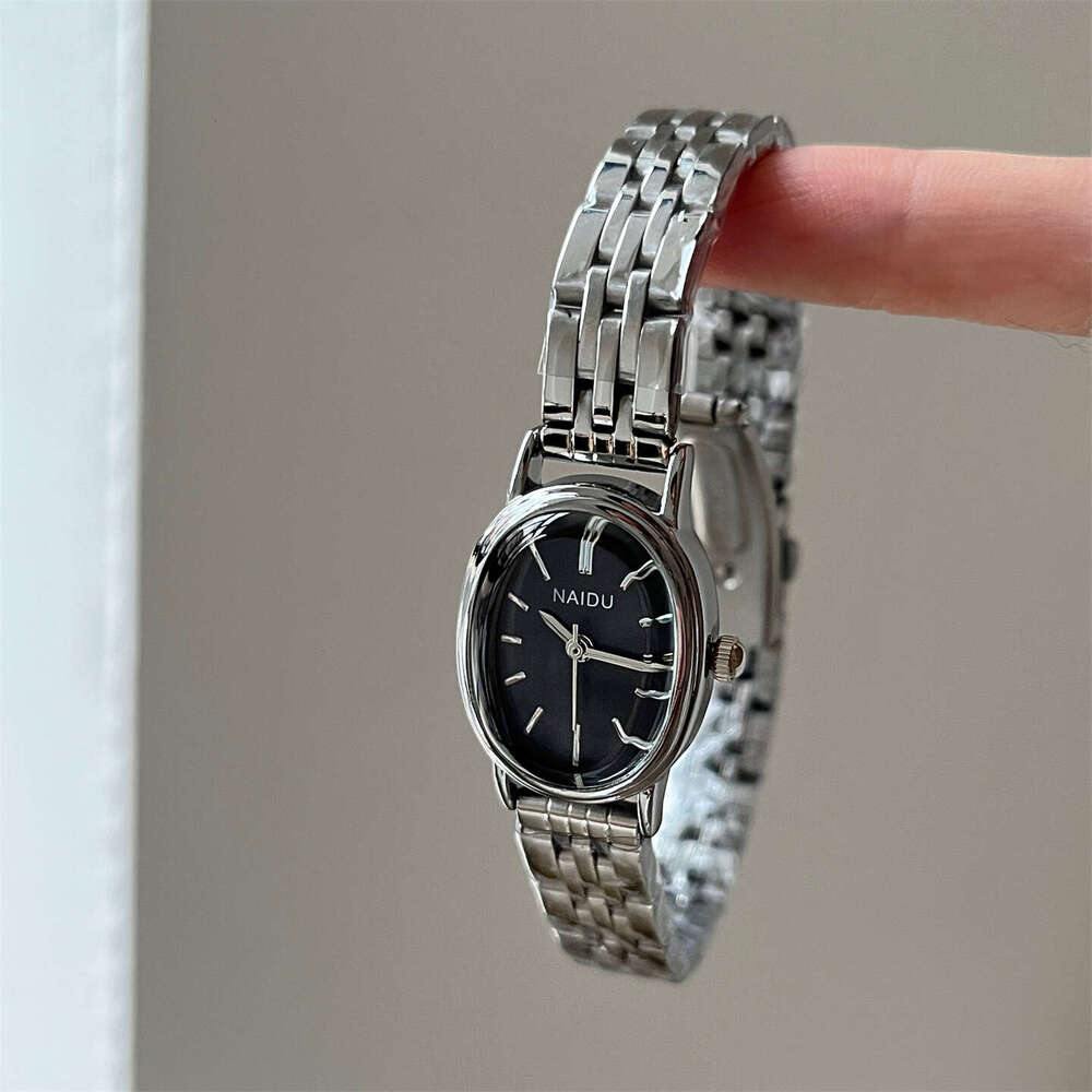 Oval Dial Watch with Strips, Designer Casual Luxury Women's Watch, Popular Online Style, for Women Hot Sale