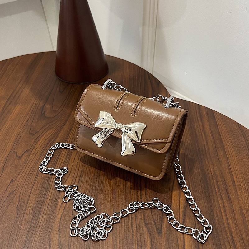 Luxury Brand Designer Bag Dropshipping Niche Bow Bag 2025 New Trendy Sweet Cool Mini Lipstick Chain Bag Crossbody Small Bag For Women