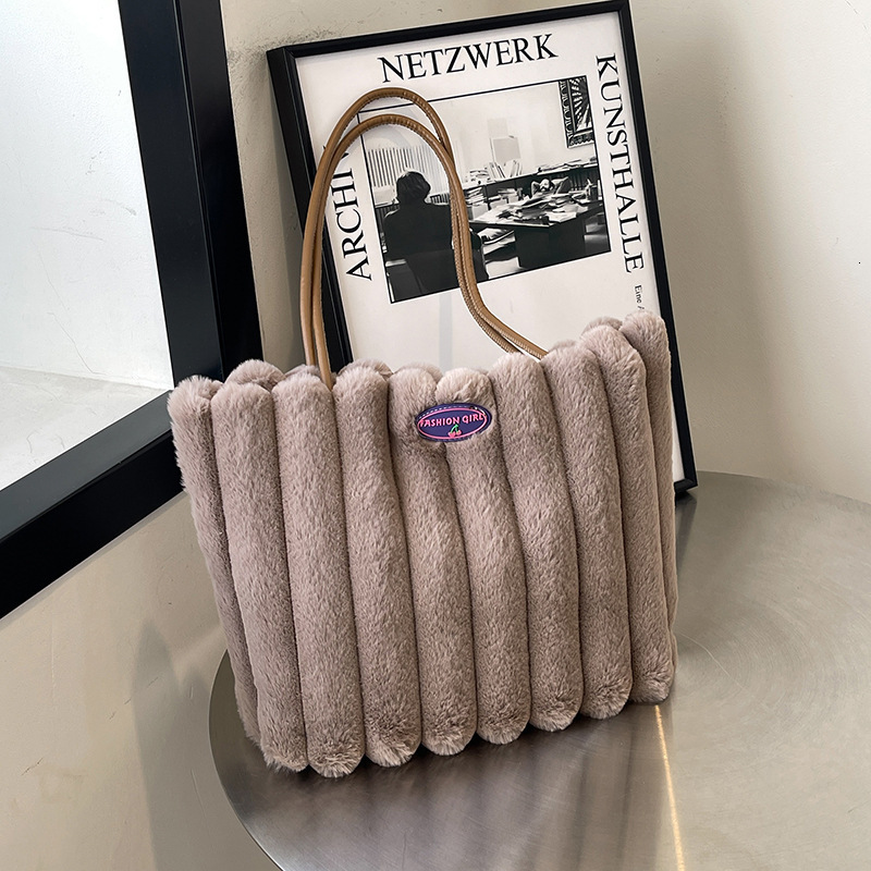 Luxury Brand Designer Bag Autumn Winter Fluffy Bag For Women 2025 New Style Commuting Large Casual Shoulder Bag Large Capacity Tote Bag