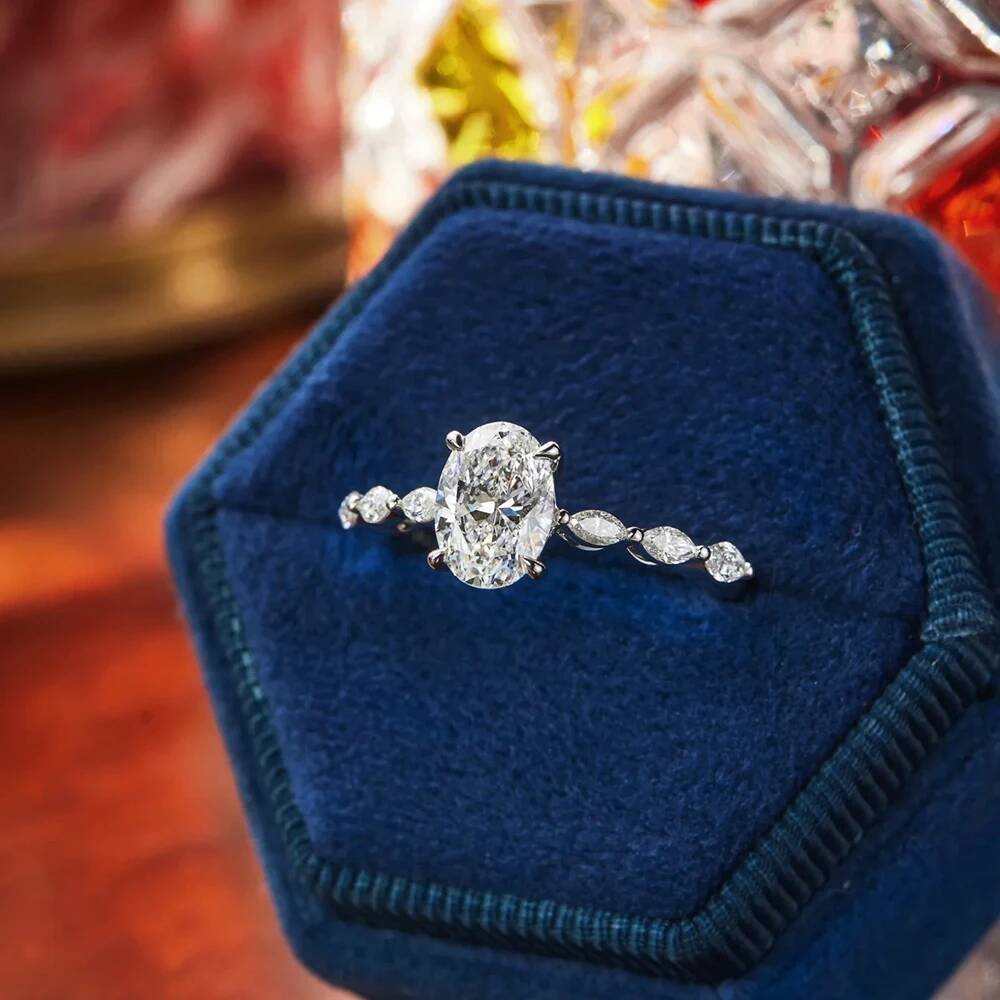 BXINY 1/2Carat Oval Cut Full Moissanite Rings S925 Silver for Women D Color VVS Lab Diamond Wedding Bands Gifts Jewelry with GRA