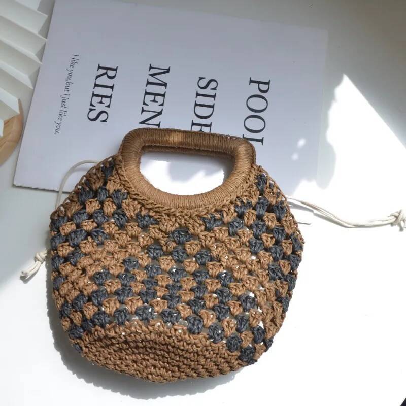 New Niche Design Retro Paper Rope Crochet Women's Straw Bag Bohemian Handmade Woven Tote Summer Beach Vacation Handbag Female high-quality