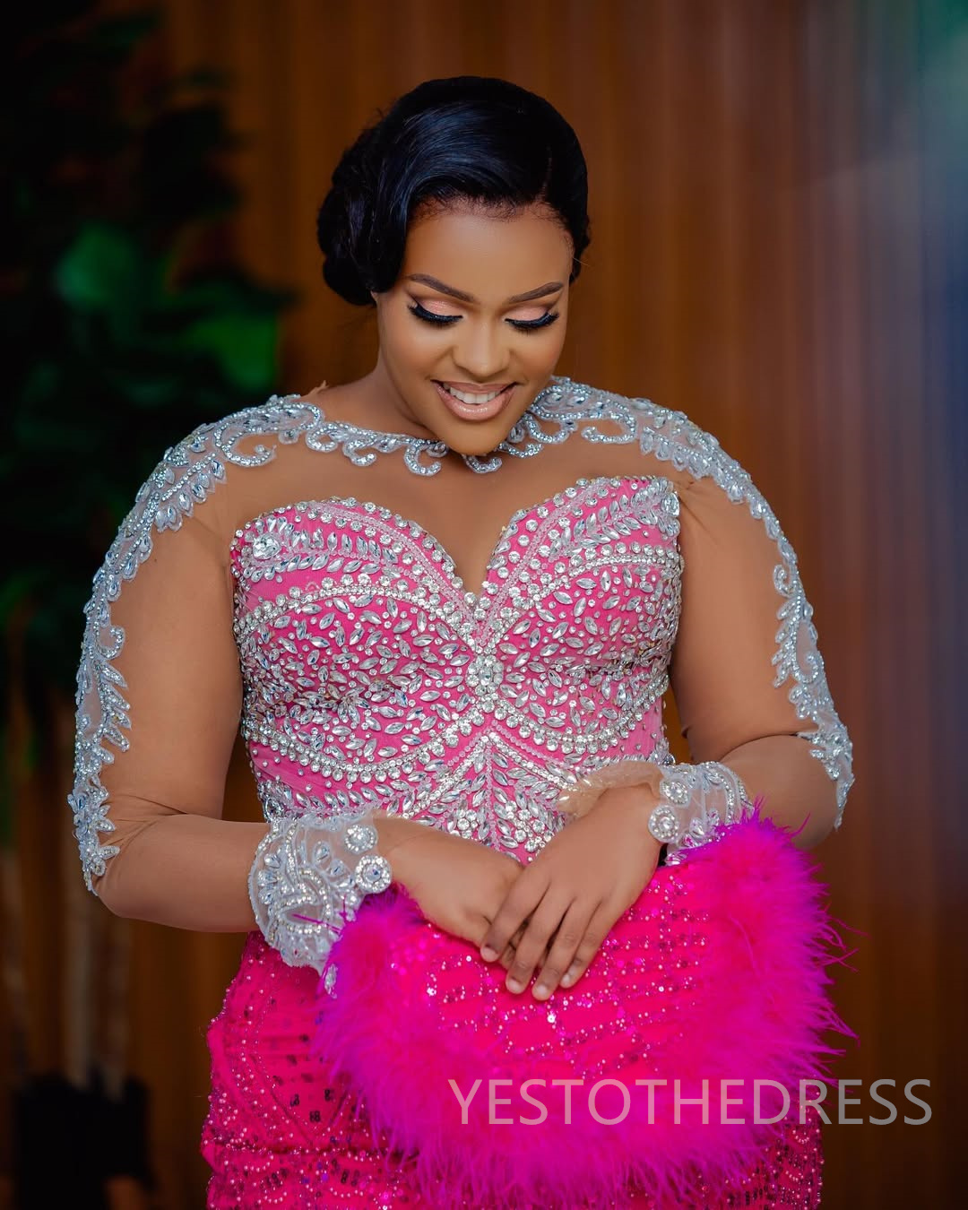 2025 Plus Size Fuchsia Mermaid Prom Dresses Aso Ebi Beaded Lace Appliqued Crystals Rhinestones Long Sleeves Illusion Birthday Dress Second Reception G