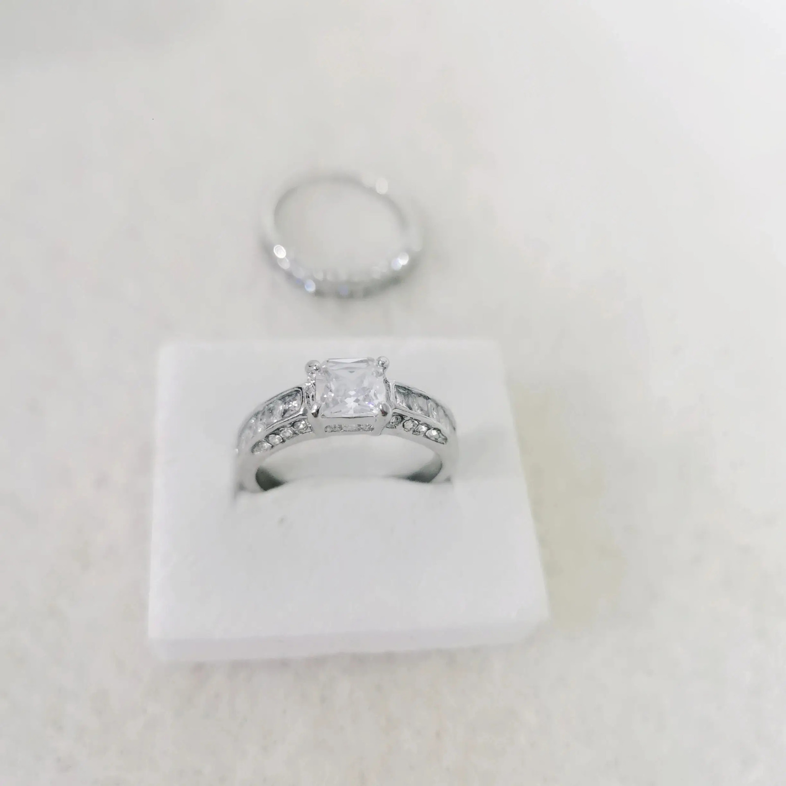 2pcsset Alliance Engagement Wedding Rings For Women Jewelry Finger Party Gifts Birthday 250811