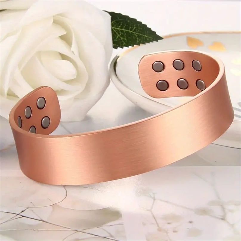 Solid Pure Copper Hypoallergenic Heavyweight Magnetic Cuff Bracelet for Men - Strong 12 Magnets with 3500 Gauss 250814