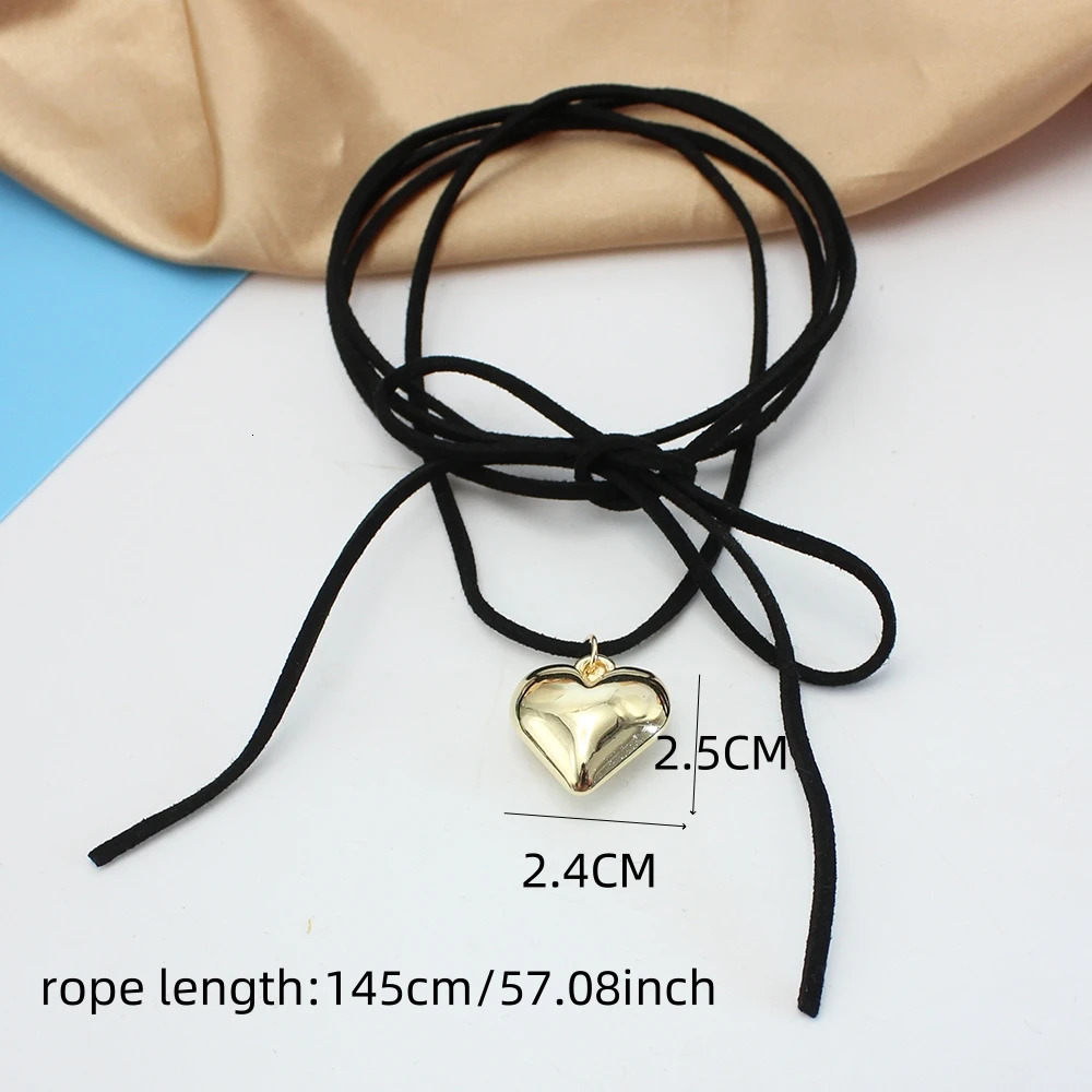 Trend Goth Black Velvet Big Heart Pendant Choker Necklace for Women Elegant Weave Knotted Bowknot Adjustable Chain Jewelry 250812