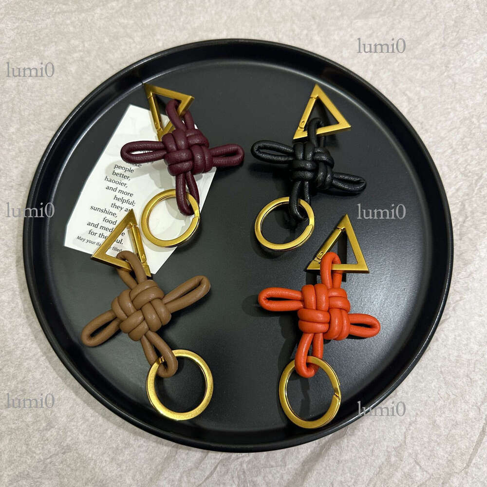 Hot Selling B Brand Same Style Chinese Knot Sheepskin Woven Car Keychain 2025 New Genuine Leather Pendant