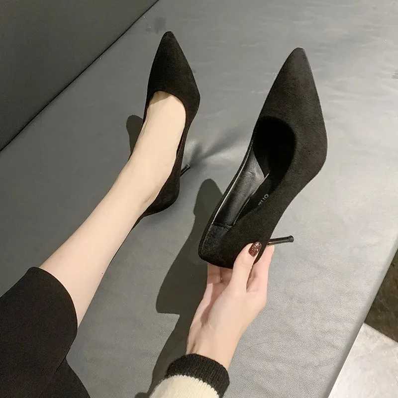 Spring and Autumn New Black High Heels Female Shallow Mouth Pointed Thin with Sexy Temperament Single Shoes Womens Shoes W250814