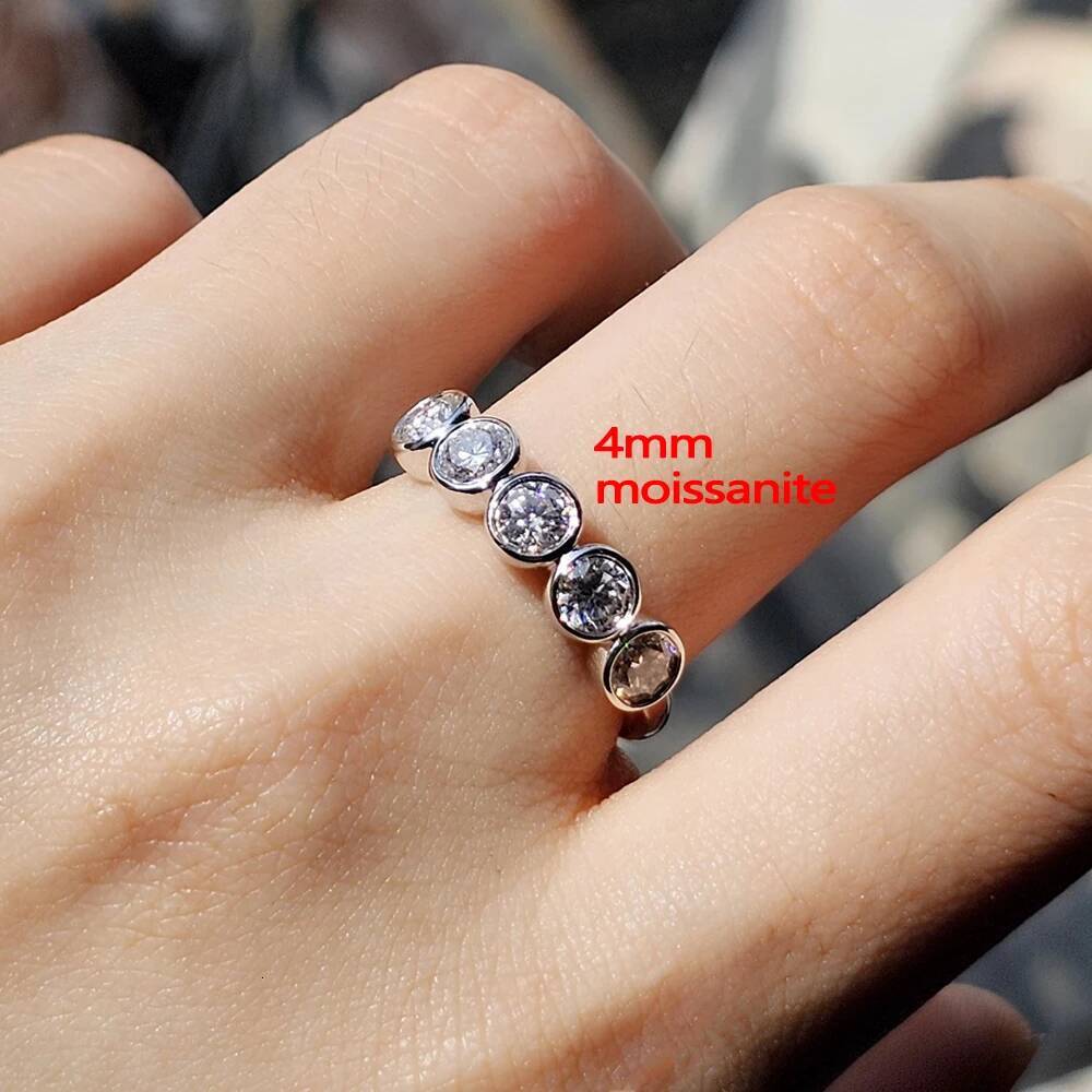 3mm 4mm Round Brilliant Cut Bezel Set Moissanite Engagement Rings for Women 5 Stone Diamond Wedding Band Jewelry S925 Silver GRA
