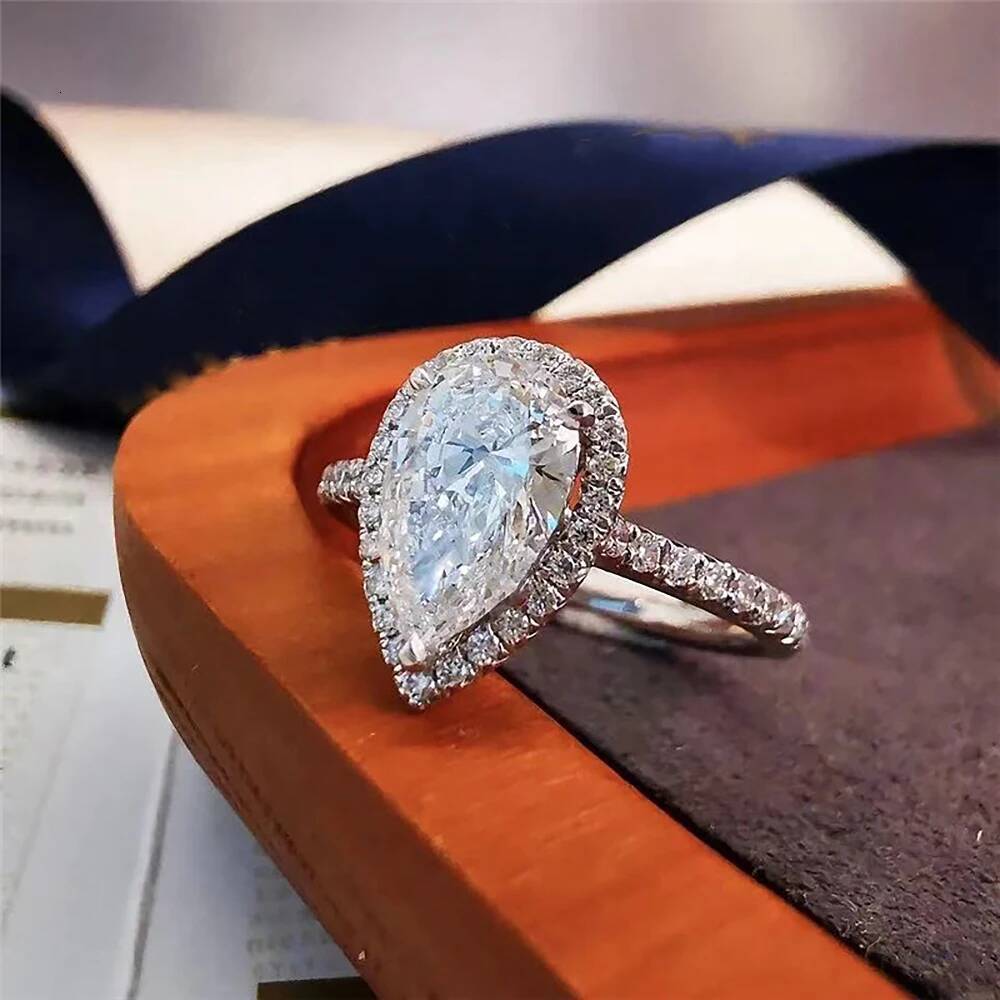 1/2/3/4Carat Waterdrop Moissanite Engagement Ring with GRA 925 Sterling Silver Pear Cut Halo Diamond Wedding Band for Women