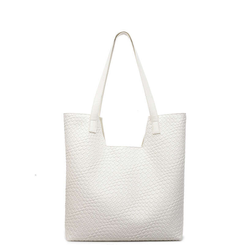 Large Capacity Bucket for Women 2025 New Underarm Casual Stylish Versatile Shoulder Commuter Tote Bag