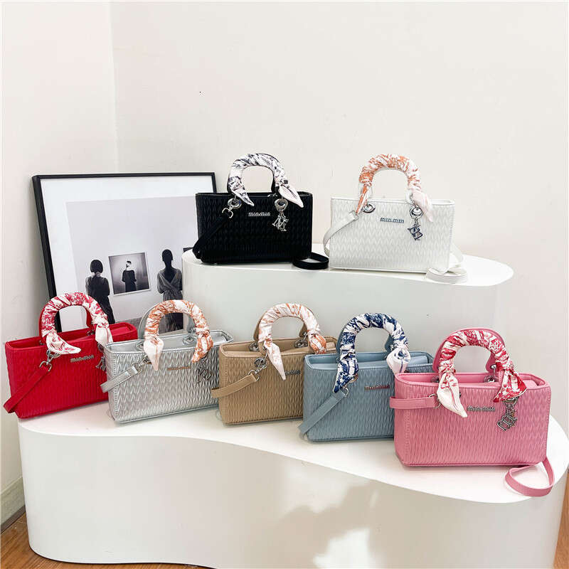 New Small 2025 High-End Silk Scarf Woven Princess Diana Handheld Shoulder Crossbody Trendy Women's Bag