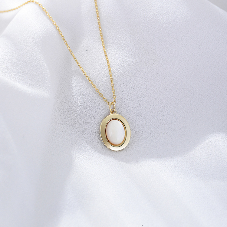 Oval Natural White Mother-of-Pearl Shell Pendant Sterling Sier Necklace Simple Women's Fashionable Elegant Jewelry