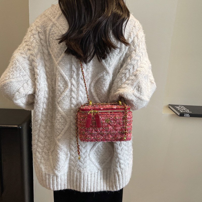 Wool Fashion Women's Shoulder Crossbody Bag Free Shipping Designer New Luxury Mini Handbag Autumn And Winter Casual Chain Casual Makeup Bag