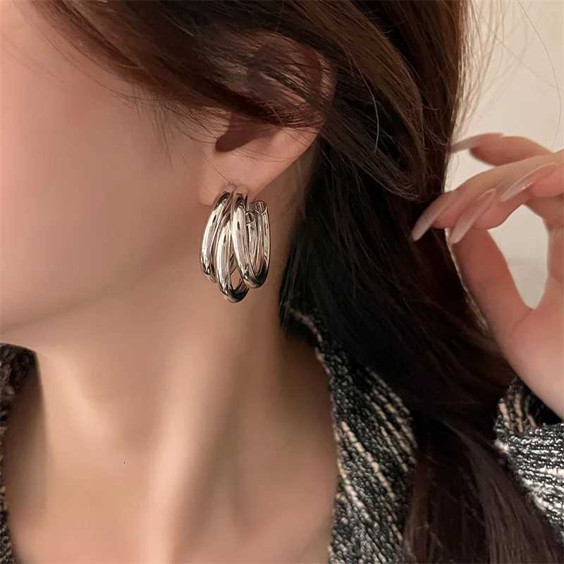 Exaggerate Gold Color C-shed Dangle Drop Earrings For Women Fashion Vintage Round Circle Hoops Earrings Korean Party Jewelry XJ250814