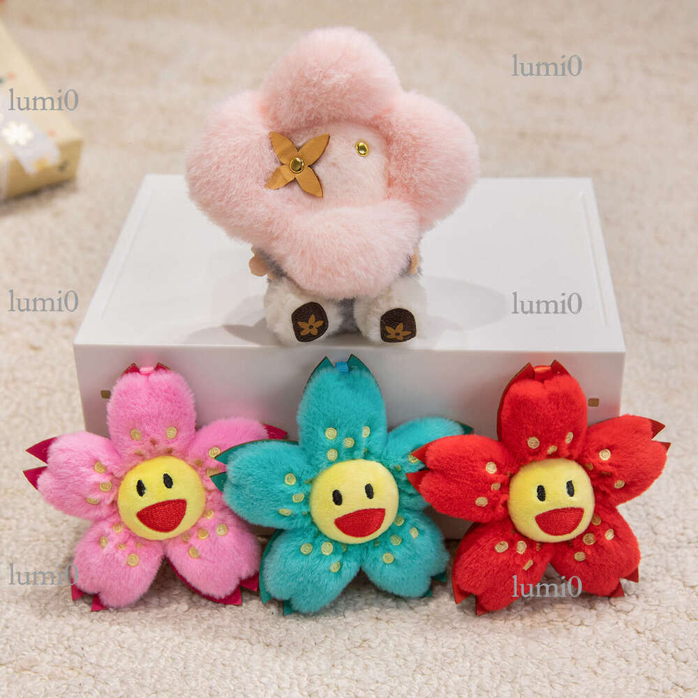 Creative Suower Plush Toy Little Red Flower Keychain Girl Bag Pendant Student Backpack Decoration