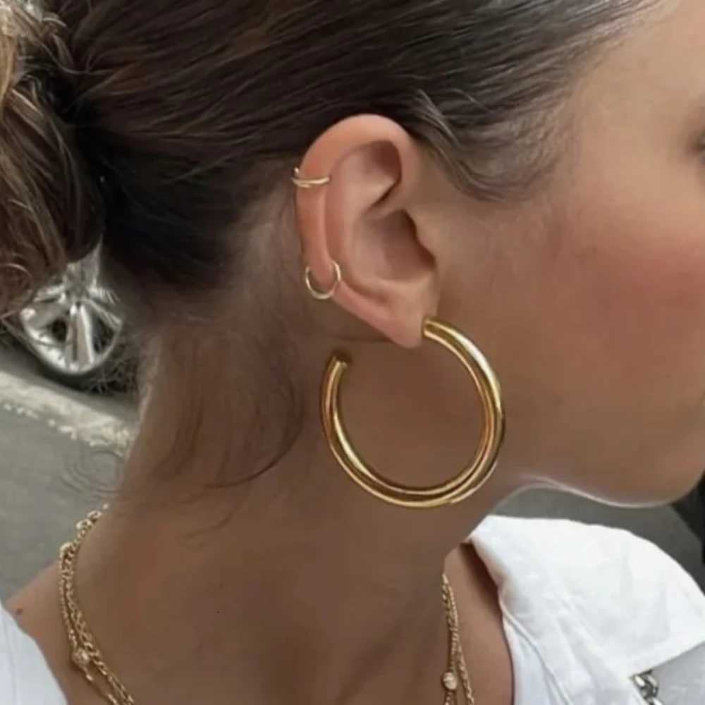 30/40/50mm Classic Stainless Steel Ear Buckle Big Earrings for Women Trend Gold Color Large Hoop Earring Jewelry Accessories XJ250814