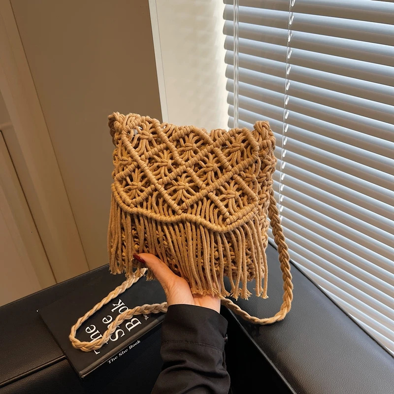 Bohemian Tassel Woven Bag for Women 2025 Style Niche Hollow-out Single Shoulder Bag Literary Crossbody Bag250813