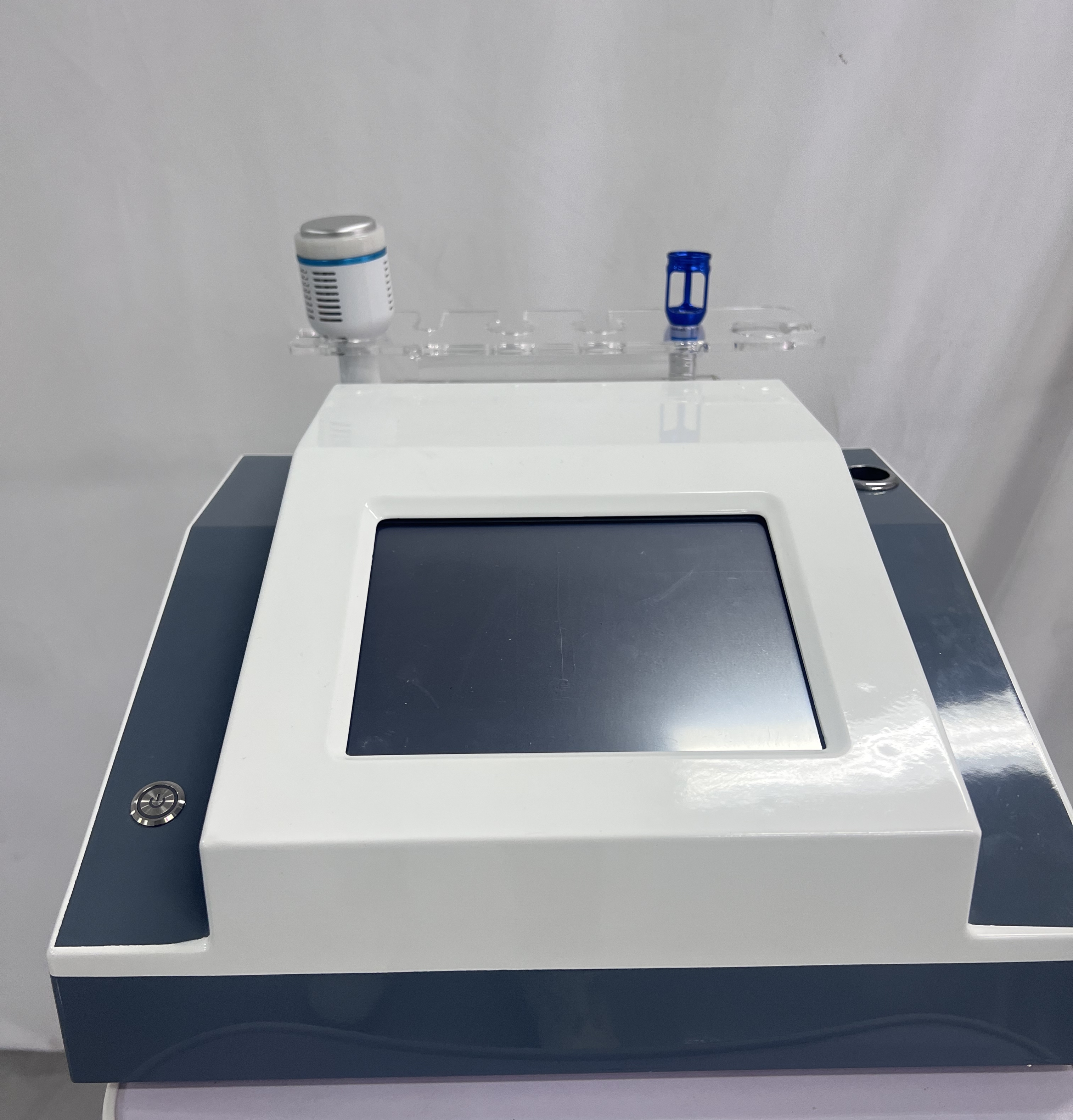 Professional High Power 30W 980nm Diode Laser System for Removing Spider Veins and Gray Nail Treatments