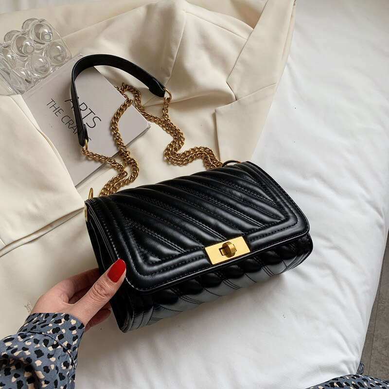 2024 new summer fashion fragrant style women's dia grid chain shoulder crossbody small bag