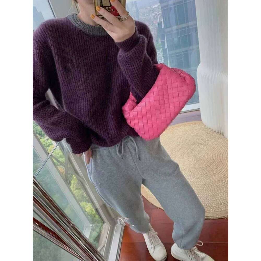 Autumn And Winter Thick Round Neck Cashmere Women's Sweater Matching Color Pit Strip Wool Knitted Bottom Loose Top 20250809