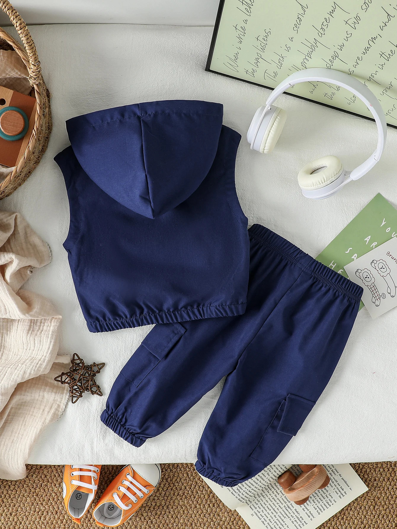 2Pcs Spring Autumn Baby Slolid Clothes Suit Children Boys Hooded Vest With Pocket Pants /Sets Kids Clothing Infant Outfits 250813