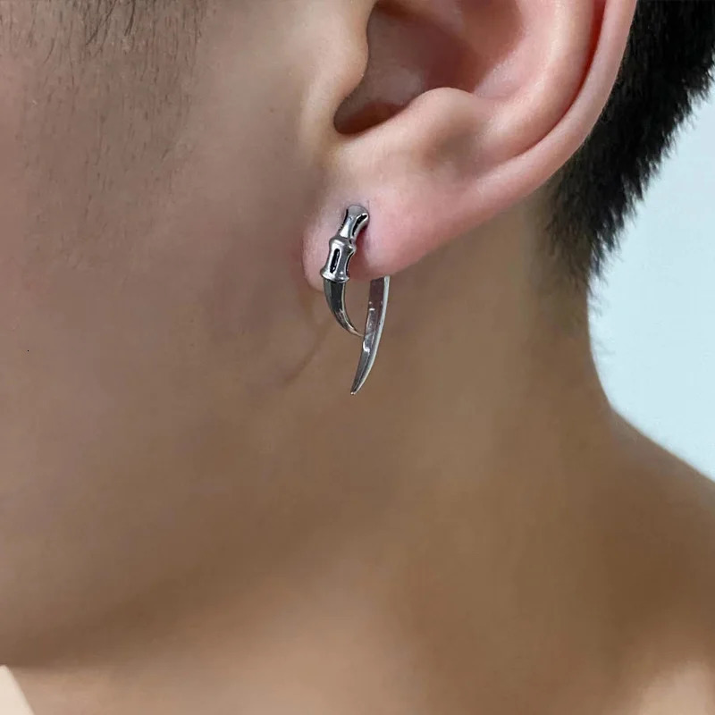 In Fashion Vintage Hip Hop Punk Silver Color Gothic Claw Ear Stud Piercing Earrings For Women Men Y2K Jewelry Accessories 250812