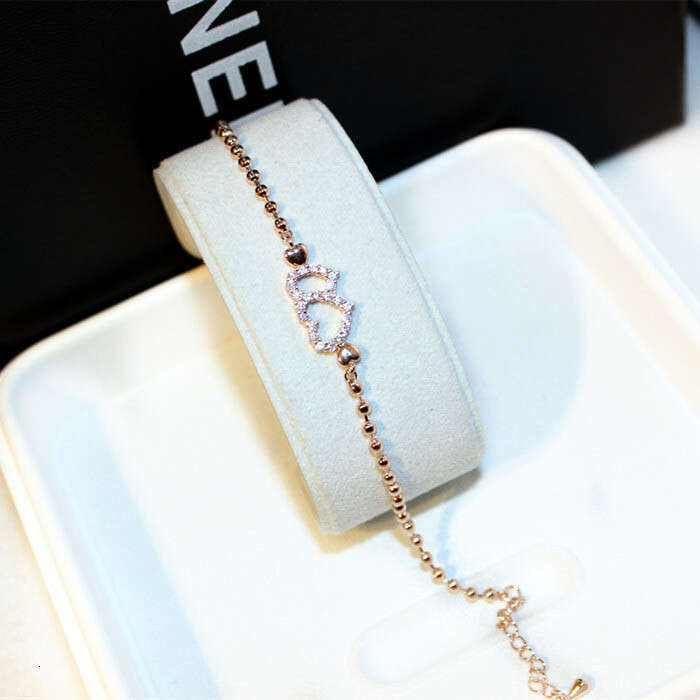 Spring and Summer New Korean Style Fashion Exquisite Zircon Heart-shaped Elegant Gold Bracelet Jewelry S00156